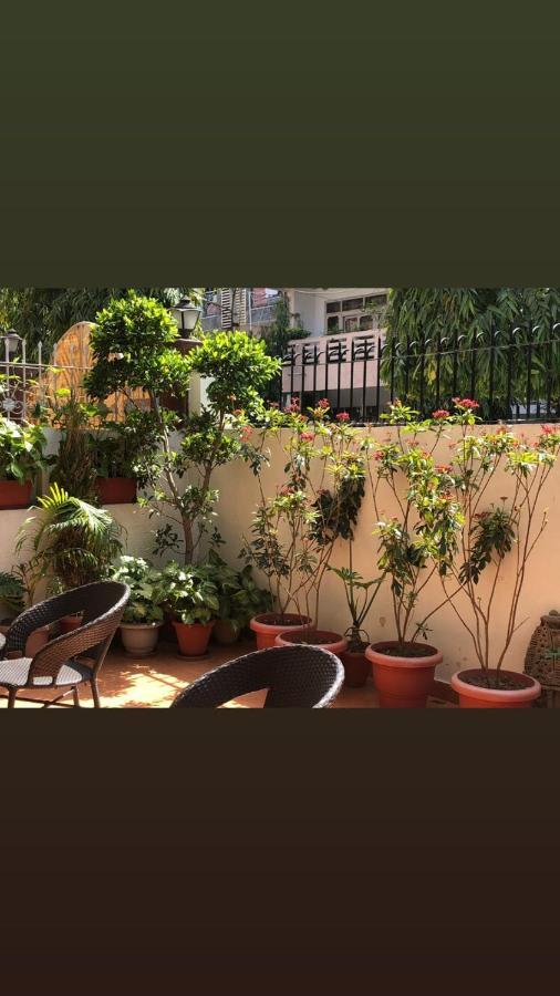 The Neem Bed & Breakfast New Delhi Exterior photo